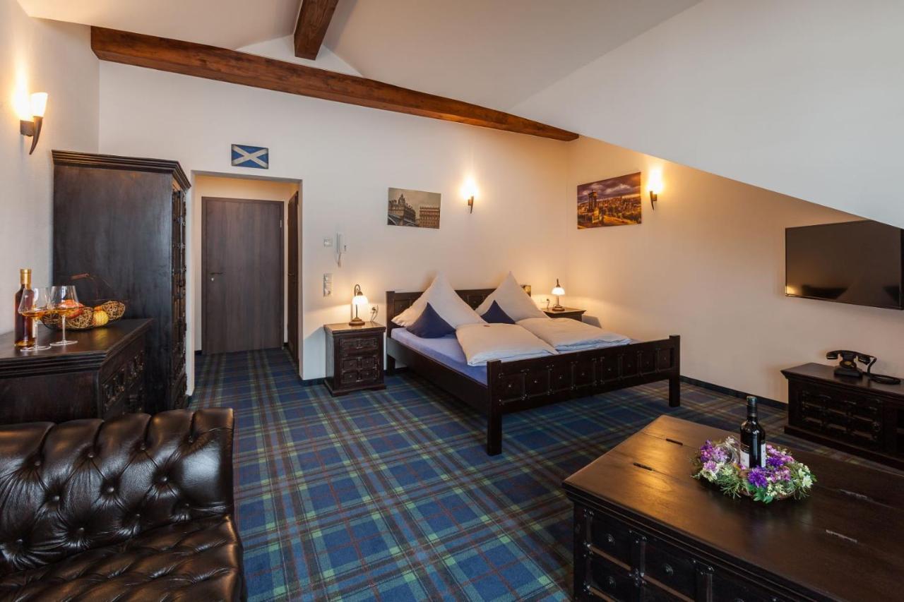 Vitusfort Doppelzimmer Edinburgh Fussen Bagian luar foto